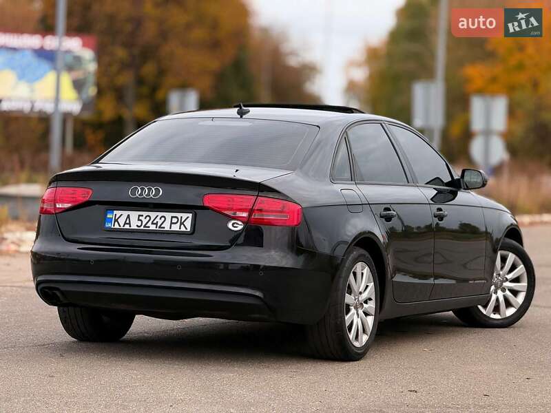 Седан Audi A4 2012 в Мені фото 10 Седан Audi A4 2012 в Мені