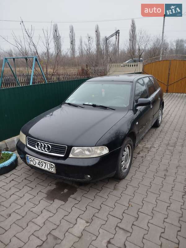 Универсал Audi A4 2001 в Малине