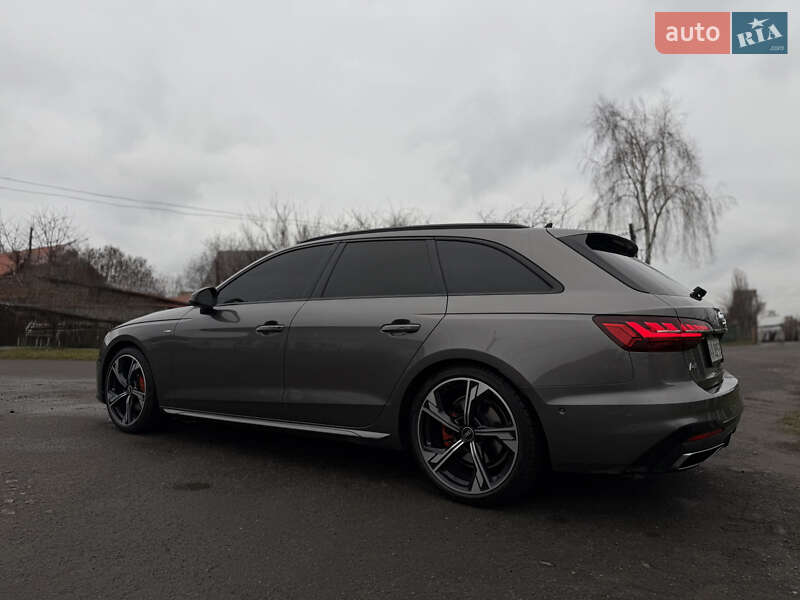 Универсал Audi A4 2021 в Киеве