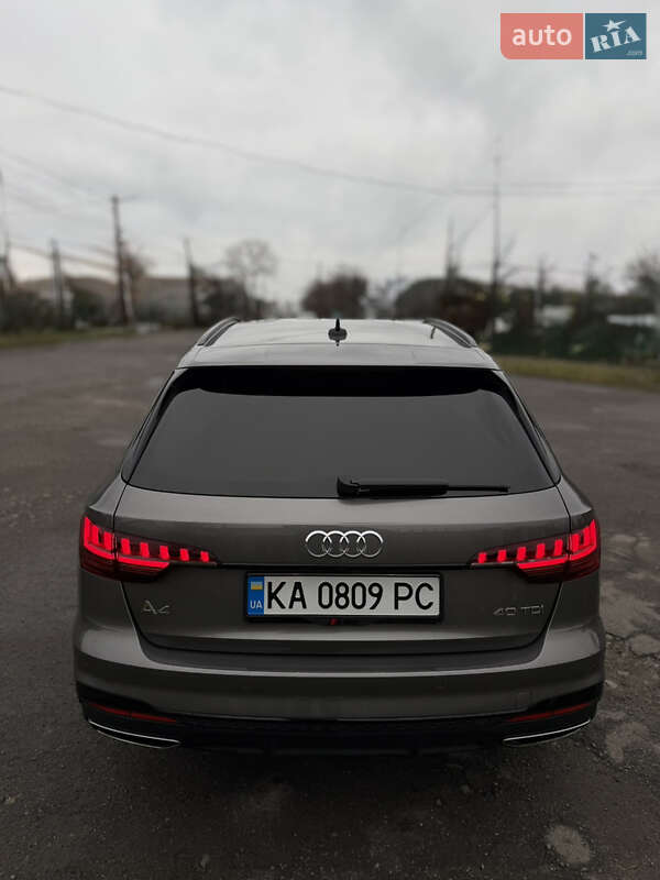 Универсал Audi A4 2021 в Киеве