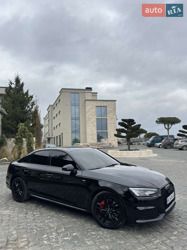 Седан Audi A4 2016 в Львові