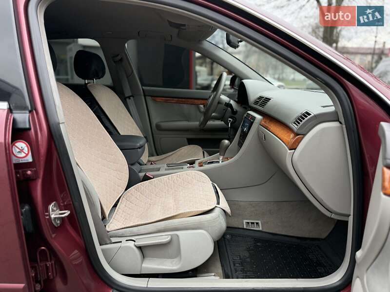 Седан Audi A4 2001 в Киеве