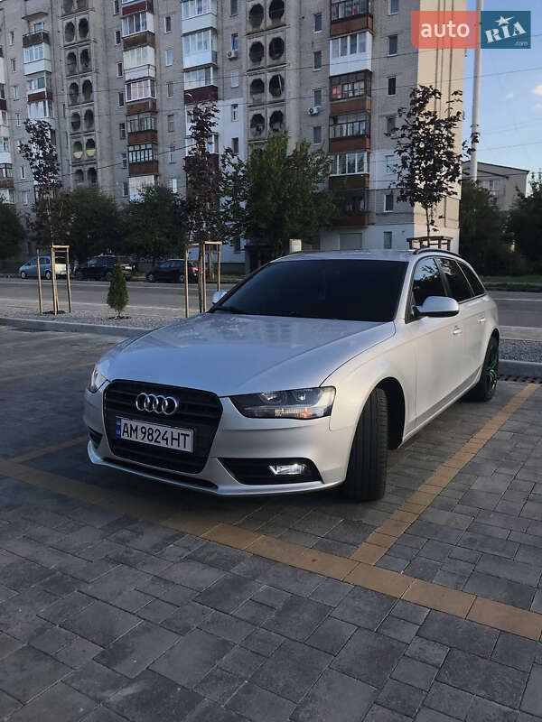 Універсал Audi A4 2012 в Звягелі