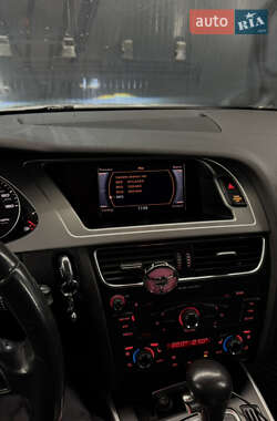 Седан Audi A4 2011 в Ровно