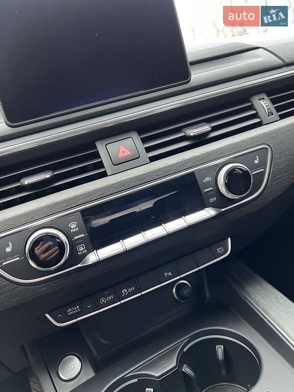 Седан Audi A4 2017 в Нежине