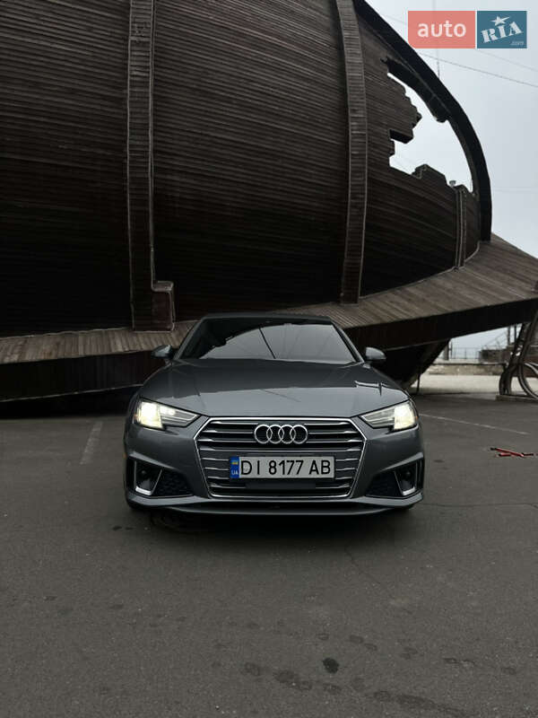 Audi A4 2019 Audi A4 2019