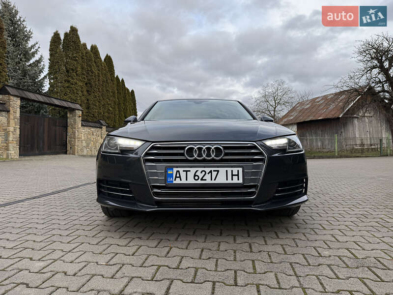 Седан Audi A4 2016 в Надвірній