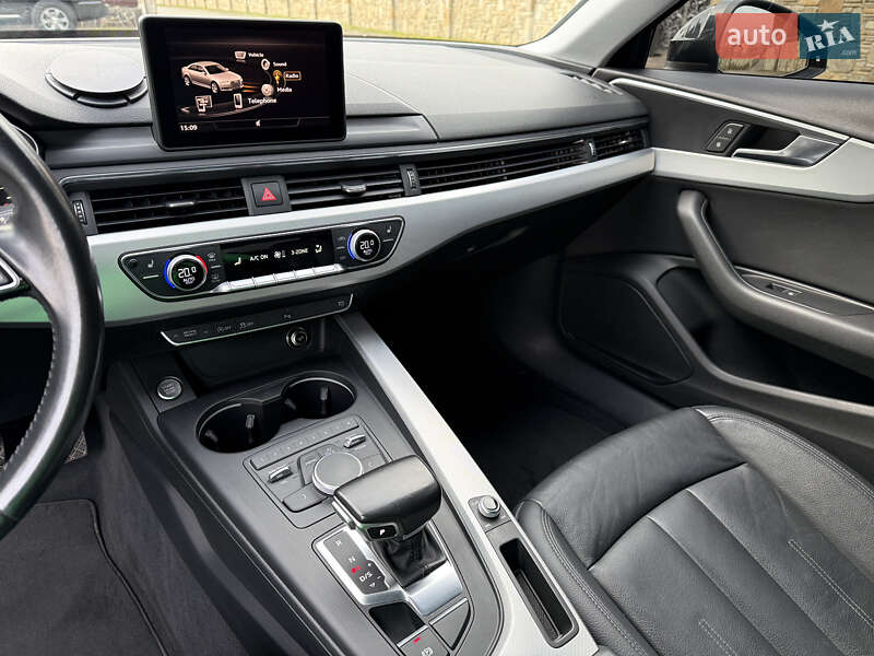 Седан Audi A4 2016 в Надвірній