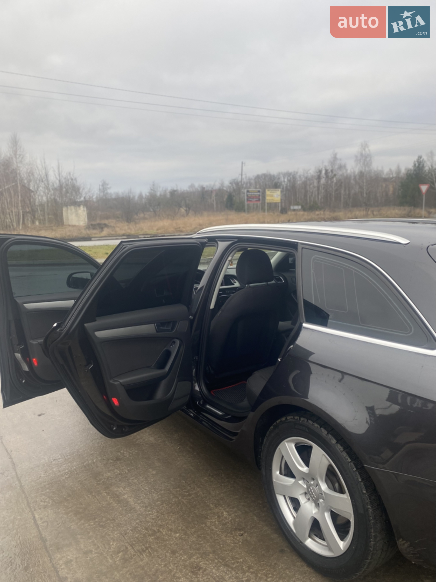 2010 Audi A4 - мініатюра 10
