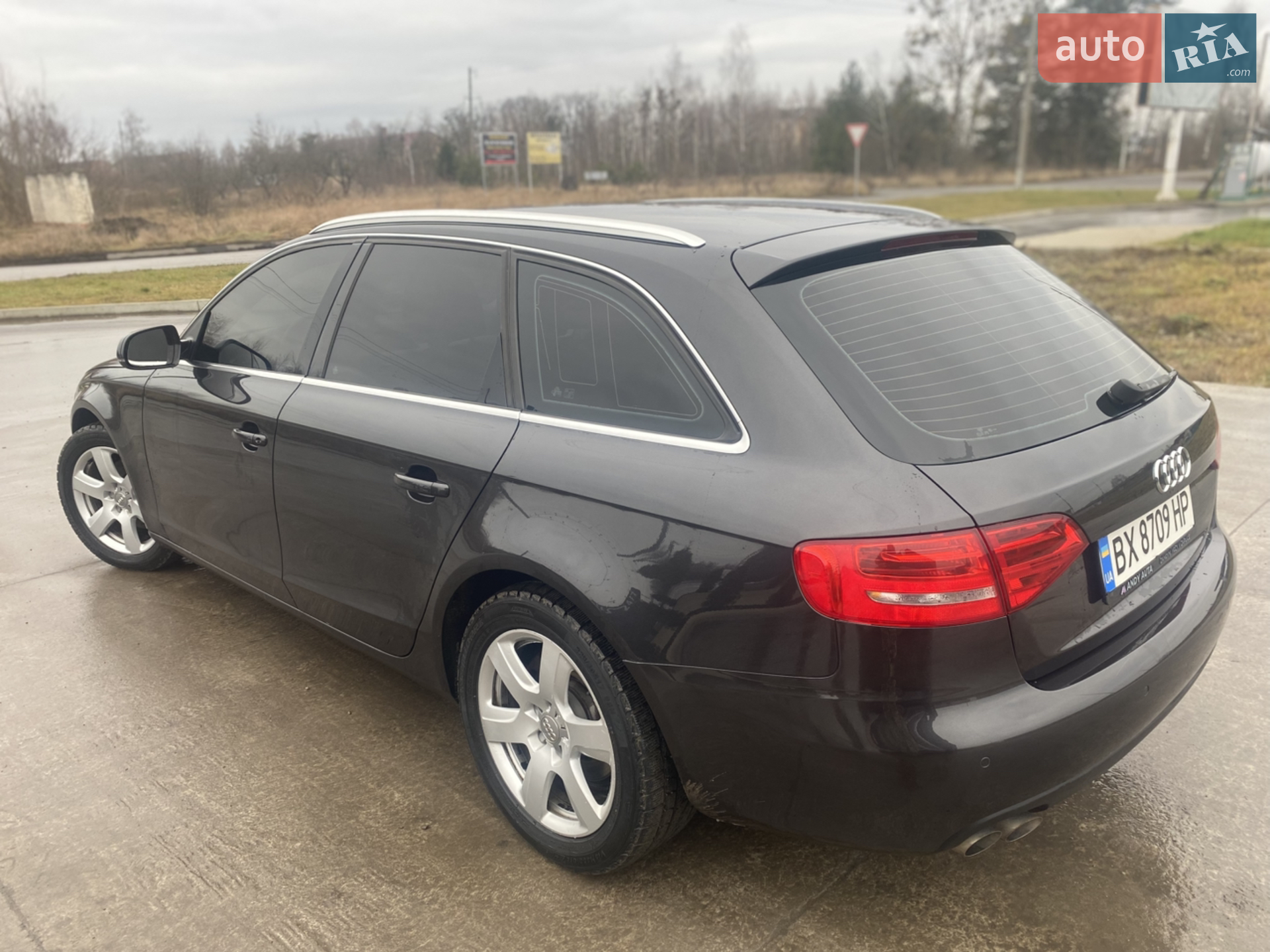 2010 Audi A4 - мініатюра 9