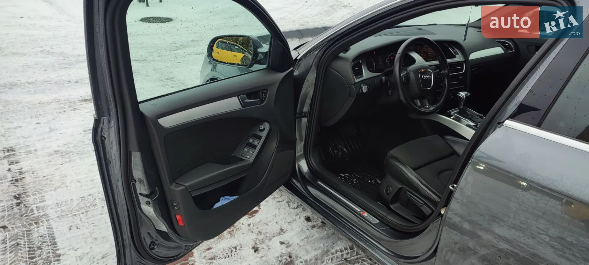 2010 Audi A4 - мініатюра 13
