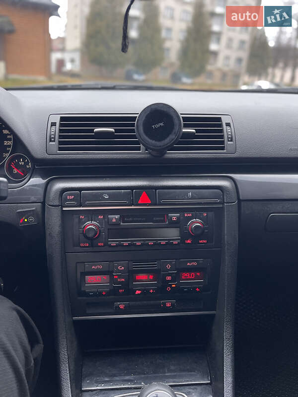 Седан Audi A4 2001 в Дубно