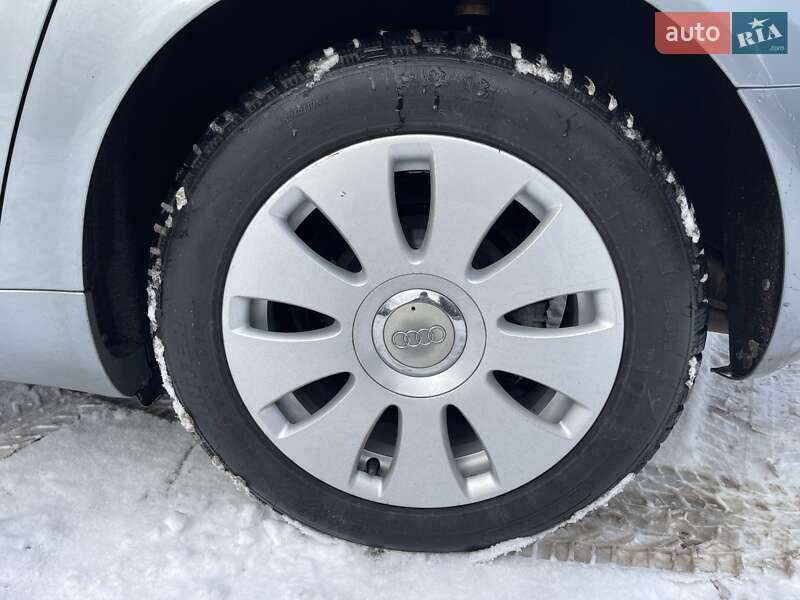 Седан Audi A4 2006 в Харькове