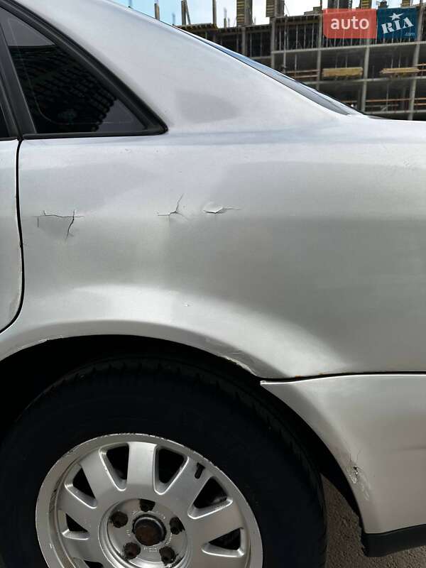 Седан Audi A4 2000 в Киеве