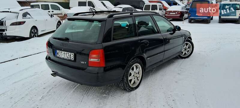 Универсал Audi A4 2001 в Шумске