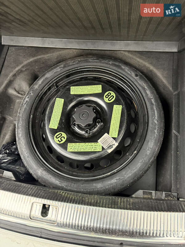 Универсал Audi A4 2010 в Вараше фото 31 Универсал Audi A4 2010 в Вараше