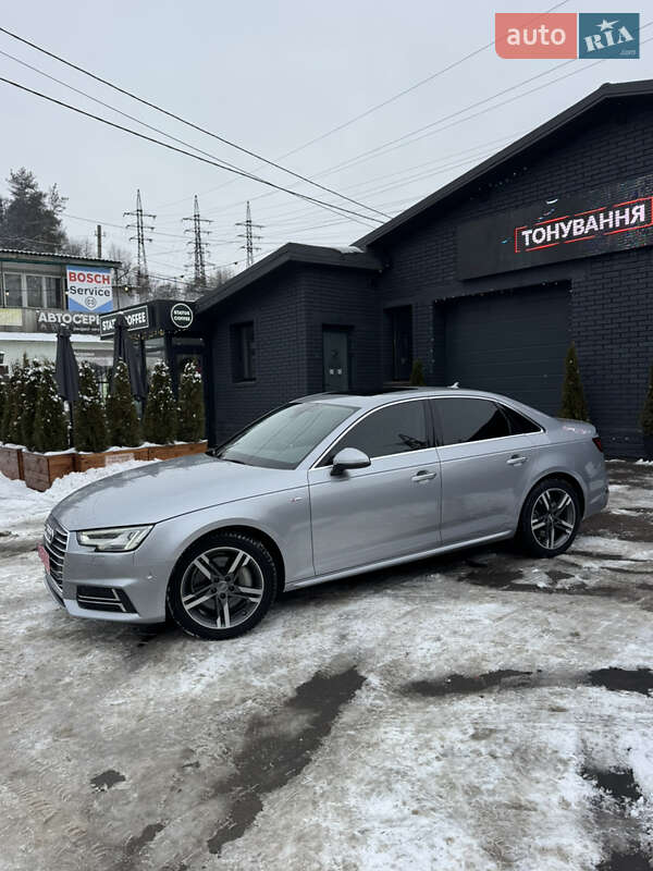 Седан Audi A4 2017 в Киеве