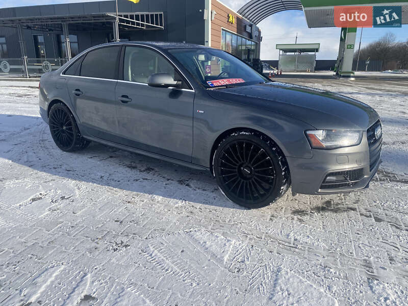 Audi A4 2014