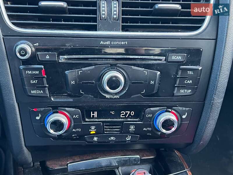 Седан Audi A4 2014 в Киеве