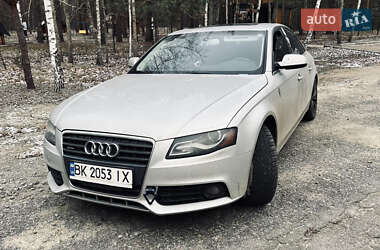 Седан Audi A4 2012 в Василькове