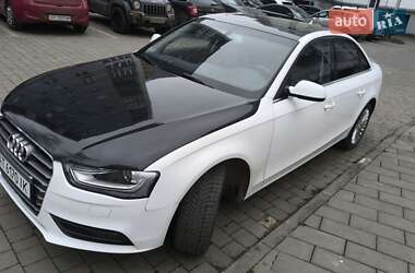 Седан Audi A4 2014 в Івано-Франківську
