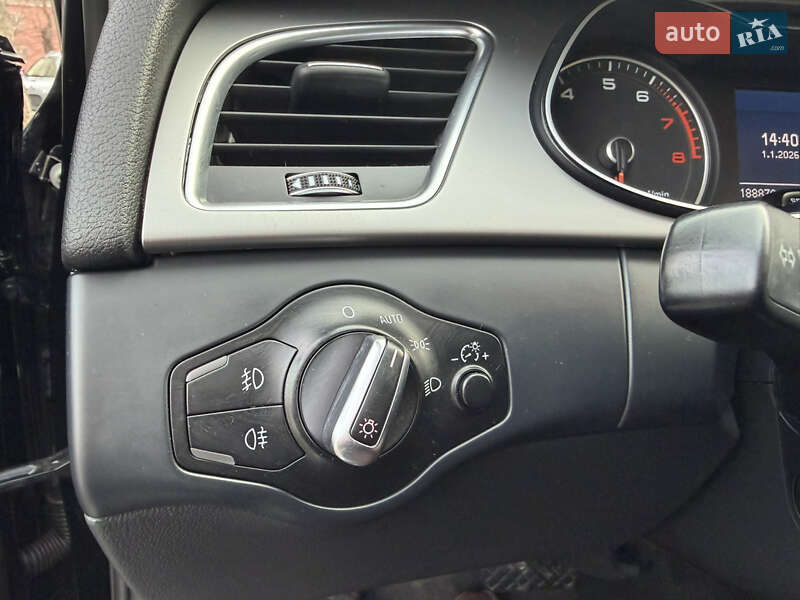 Седан Audi A4 2013 в Виннице