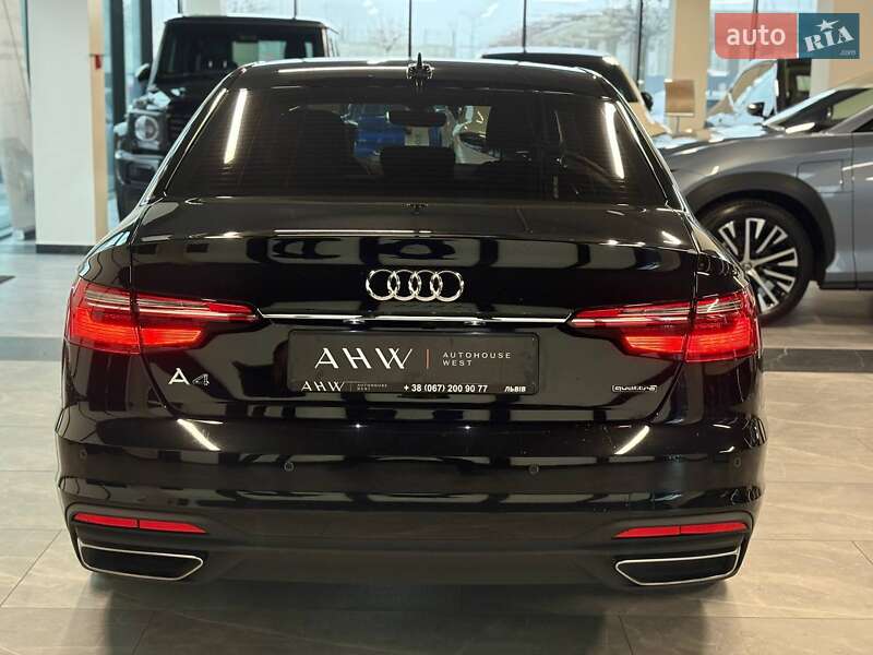 Седан Audi A4 2021 в Львове