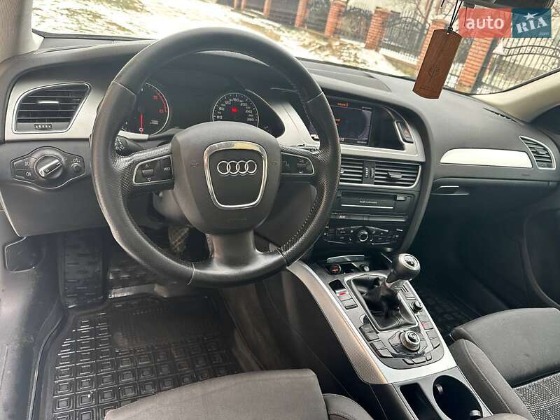 Универсал Audi A4 2011 в Самборе