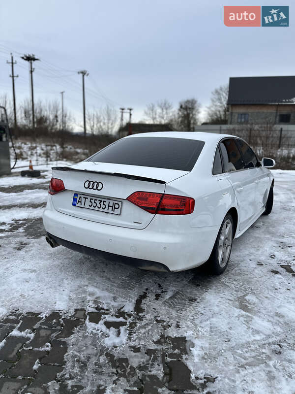 Седан Audi A4 2011 в Галичі