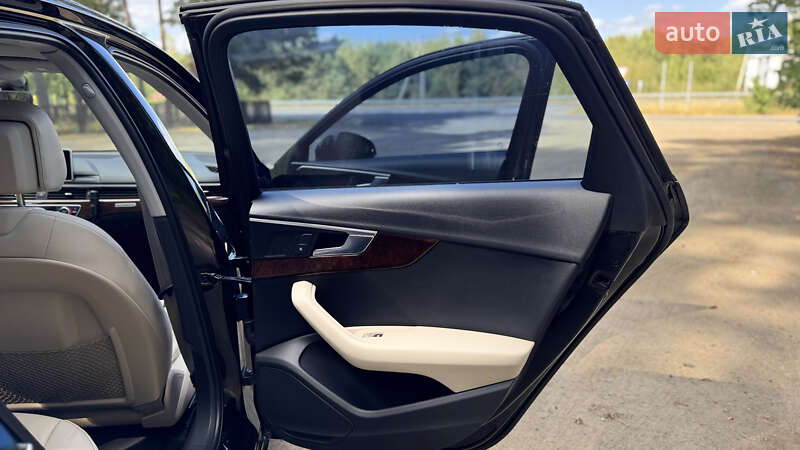 Седан Audi A4 2016 в Києві