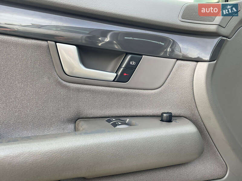 Седан Audi A4 2003 в Виннице фото 100 Седан Audi A4 2003 в Виннице