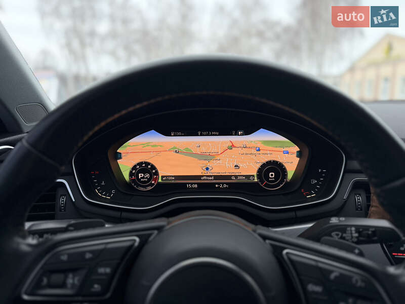 Седан Audi A4 2017 в Ромнах