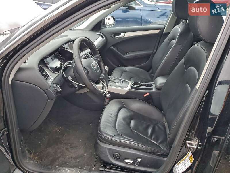Седан Audi A4 2013 в Львові