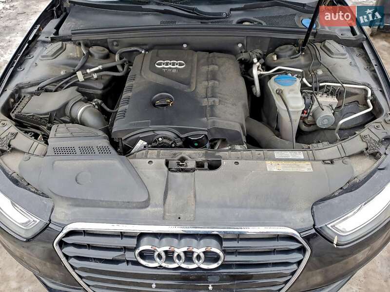 Седан Audi A4 2013 в Львові