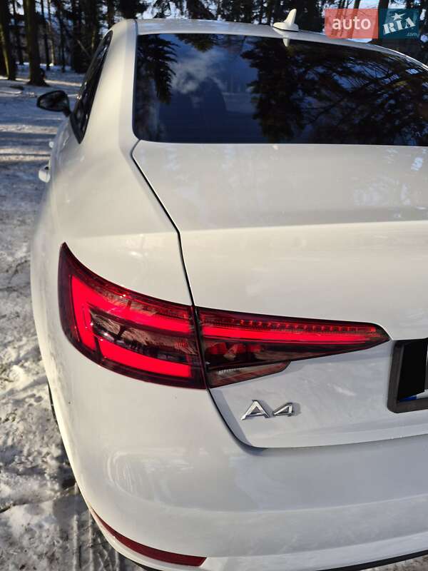 Седан Audi A4 2017 в Львові