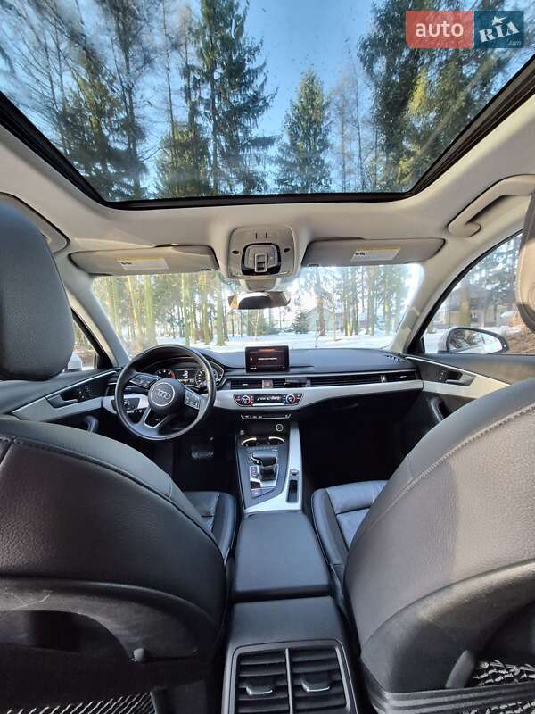 Седан Audi A4 2017 в Львові