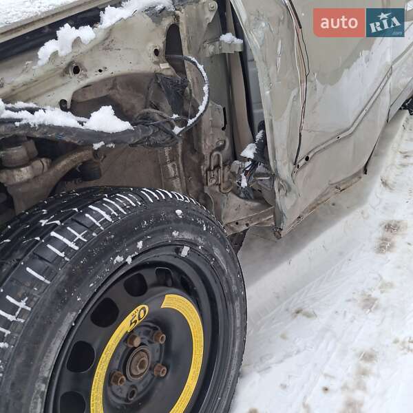 Універсал Audi A4 2002 в Пустомитах