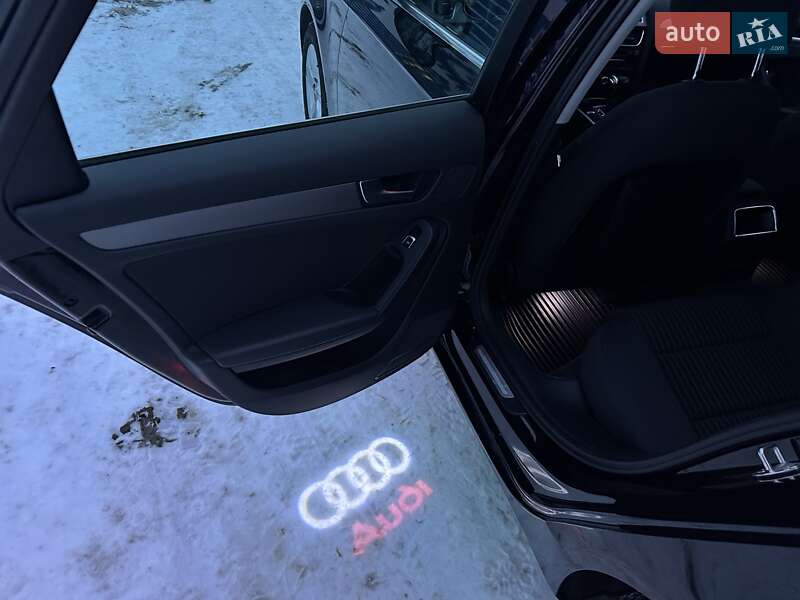 Універсал Audi A4 2014 в Лебедині