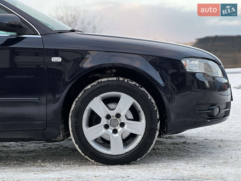 Седан Audi A4 2006 в Ровно