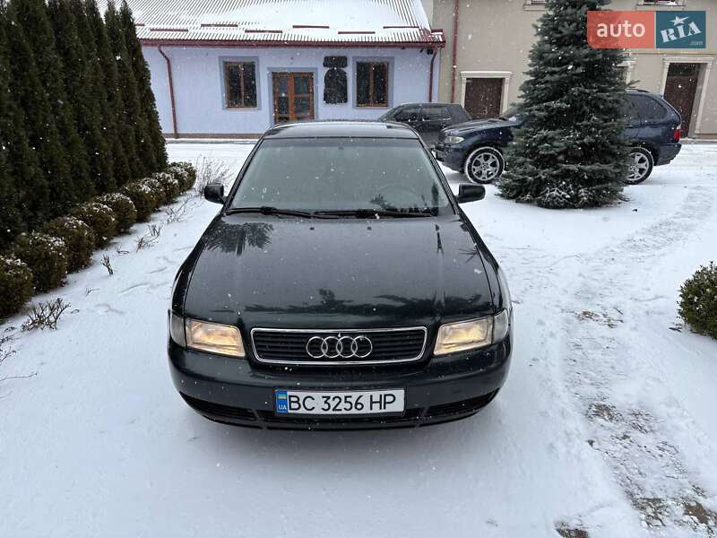 Седан Audi A4 1997 в Городке фото 2 Седан Audi A4 1997 в Городке
