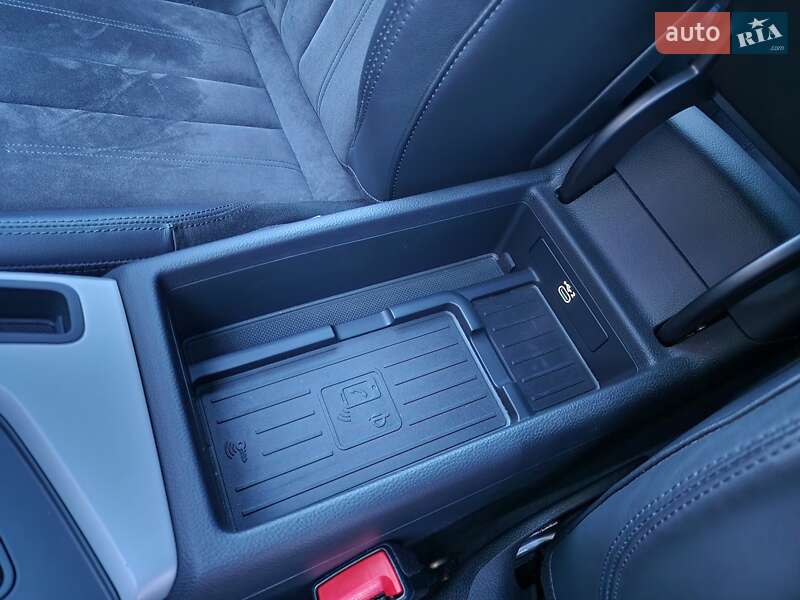 Універсал Audi A4 2019 в Івано-Франківську