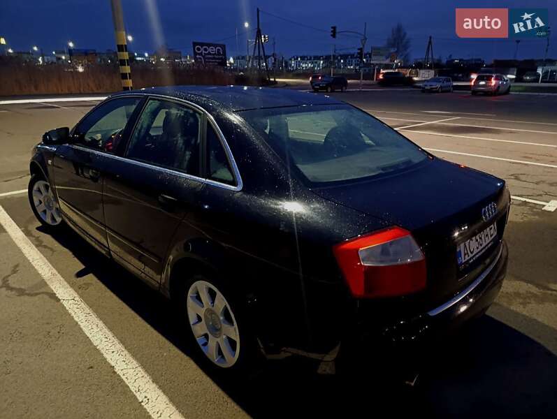 Седан Audi A4 2004 в Луцке