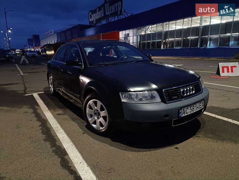 Седан Audi A4 2004 в Луцке