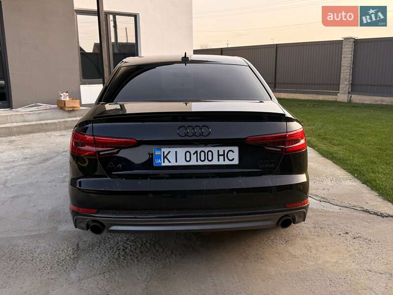 Седан Audi A4 2016 в Киеве