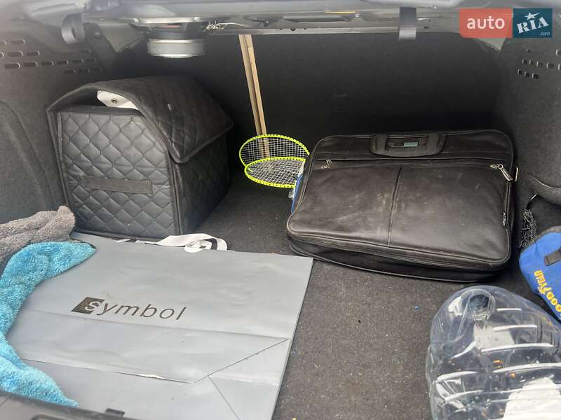 Седан Audi A4 2014 в Харкові