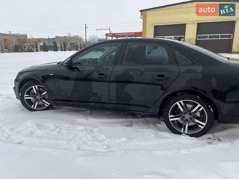 Седан Audi A4 2016 в Виннице