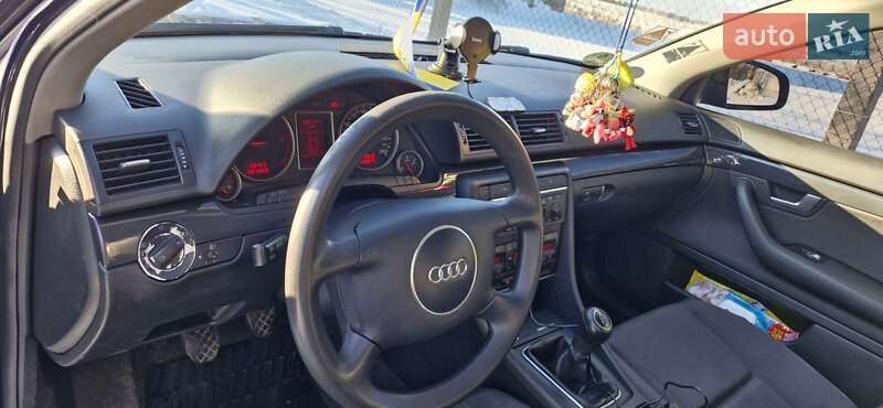 Седан Audi A4 2003 в Лугинах фото 5 Седан Audi A4 2003 в Лугинах