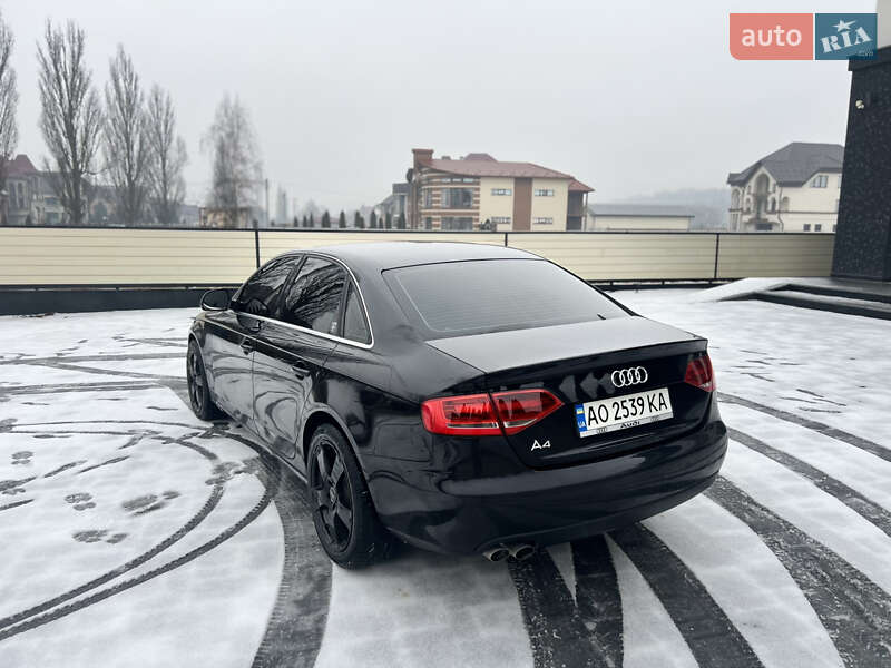 Седан Audi A4 2008 в Тячеве