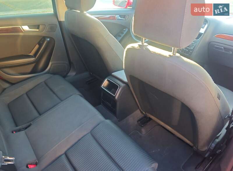 Седан Audi A4 2010 в Киеве