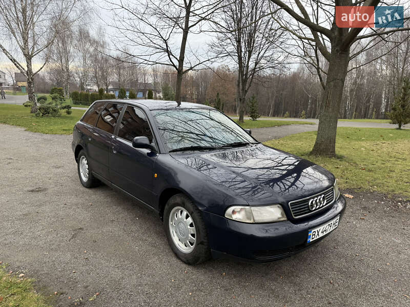 Універсал Audi A4 1998 в Хмельницькому